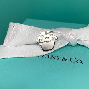 Tiffany & Co Silver Love Muffin Pendant Necklace NEW